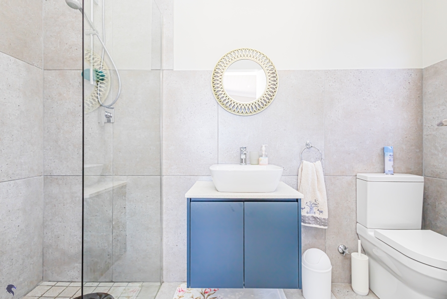 5 Bedroom Property for Sale in Myburgh Park Western Cape